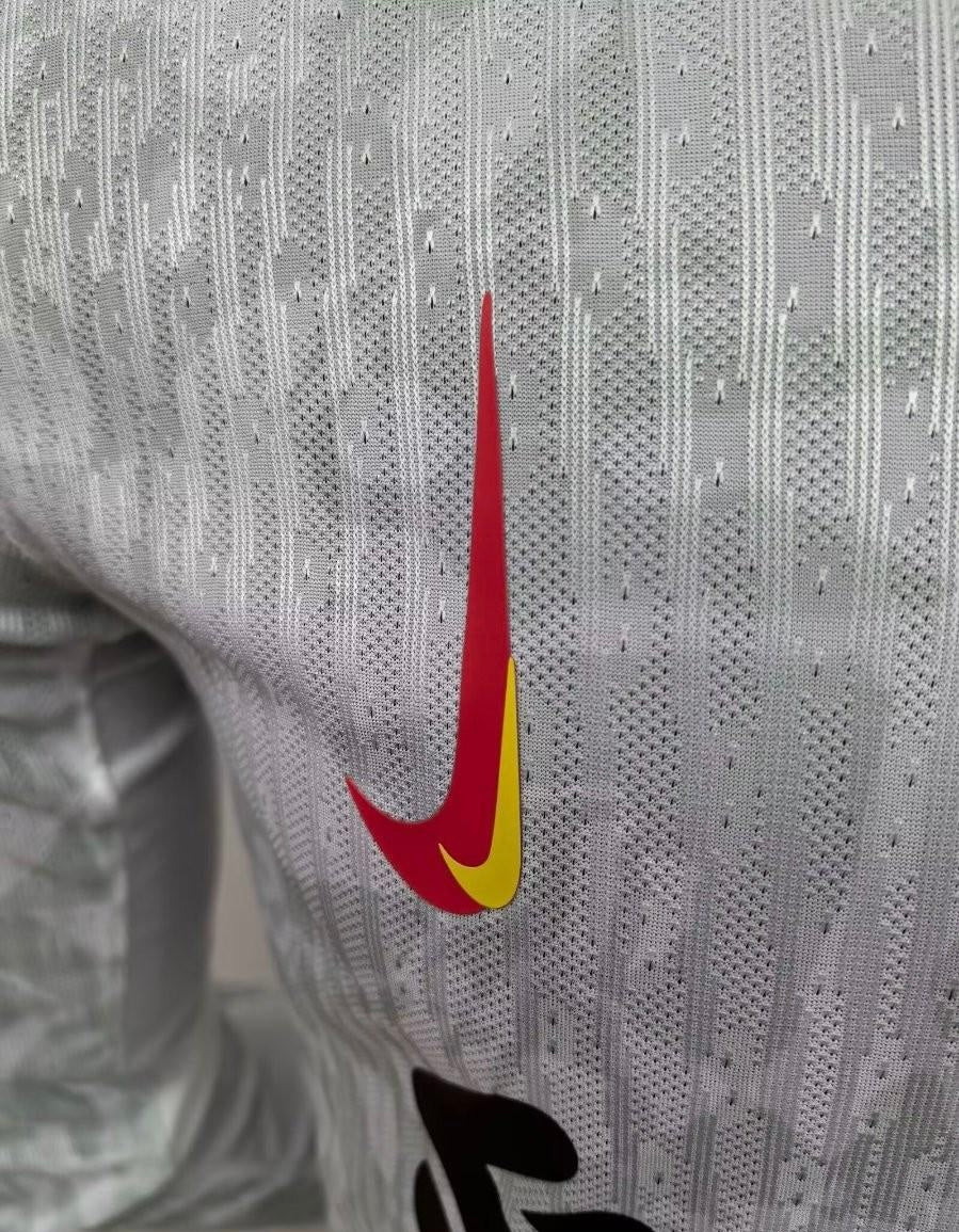 Player Version 24/25 Liverpool Third Long Sleeve