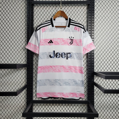 Juventus “Lightning” special jersey