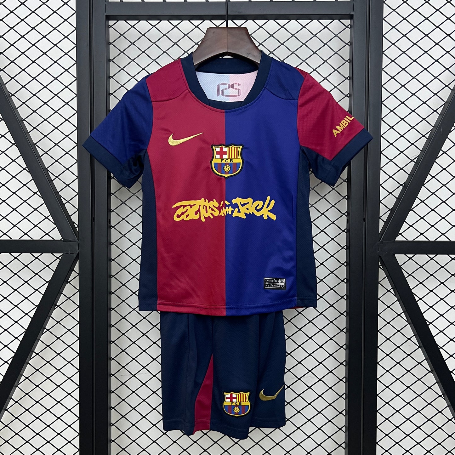Barcelona X TravisScott Special kids kit