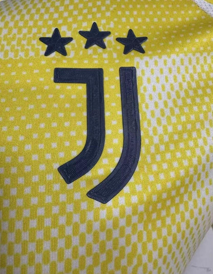 Player Version 24/25 Juventus Away Yellow Jersey