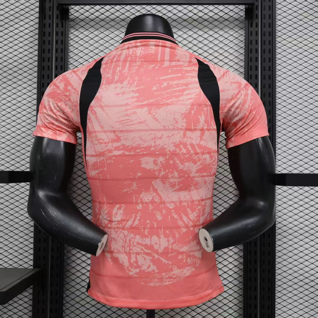 Miami 24/25 “Strawberry Lemonade” Special Edition Kit