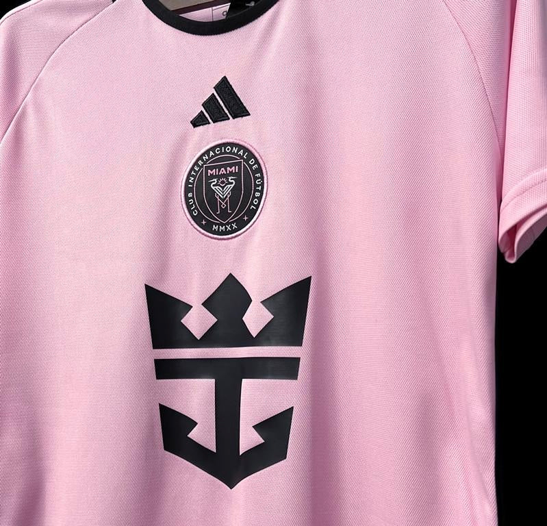 24/25 Miami Home Kit