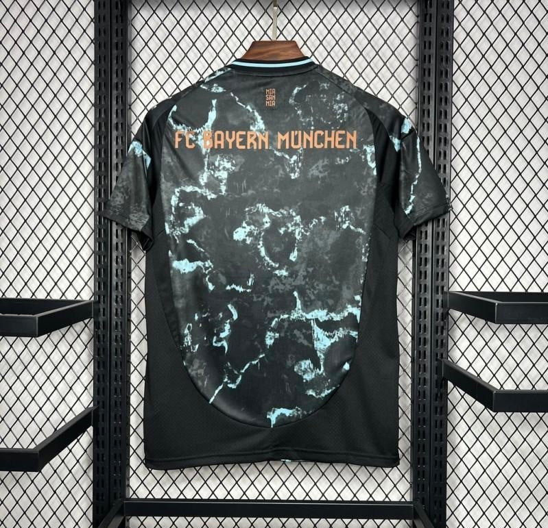 FC Bayern Munich Away 2024/25 Kit