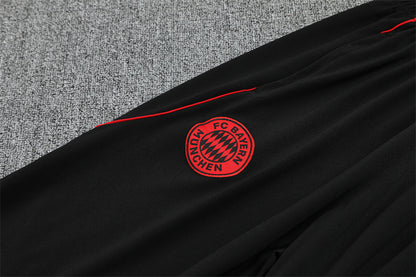 Bayern München ,,Green Forest" Tracksuit