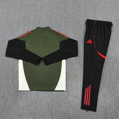 Bayern München ,,Green Forest" Tracksuit