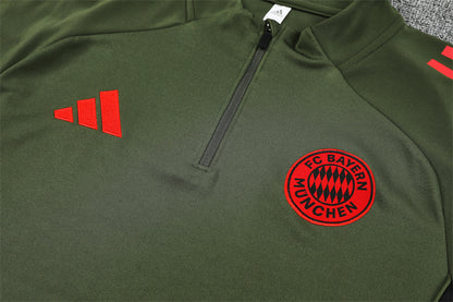 Bayern München ,,Green Forest" Tracksuit