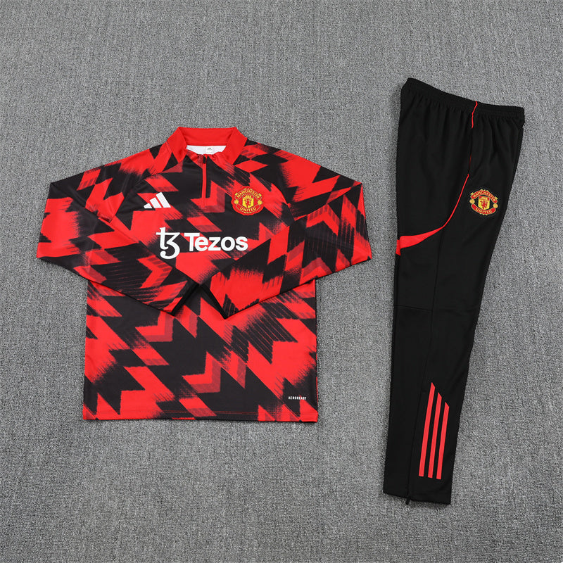 Manchester United ,,Red Voltage" Tracksuit