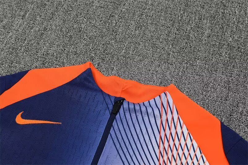 Barcelona ,,Neon Wave" Tracksuit